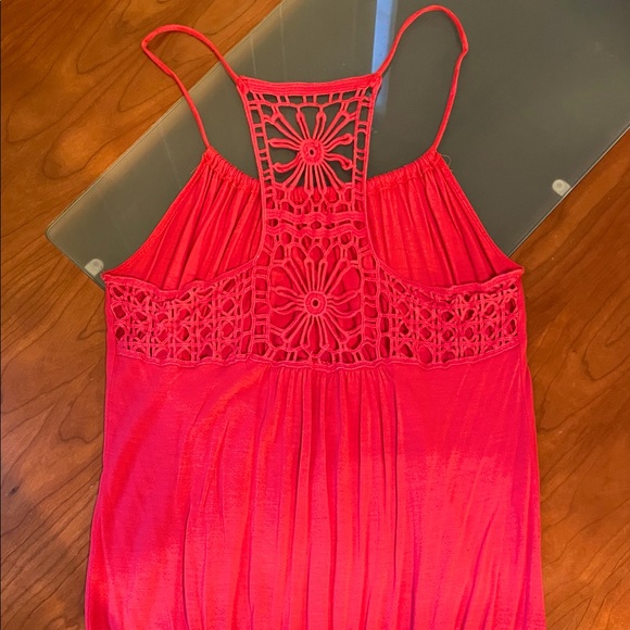 Piacé tank with a crochet back - Picture 2 of 3